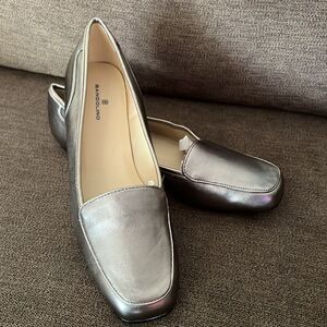 NEW Bandolino Liberty Slip-On Loafers in Pewter Size 8.5N